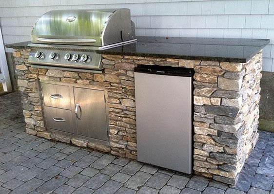 Build Your Own Outdoor Kitchen