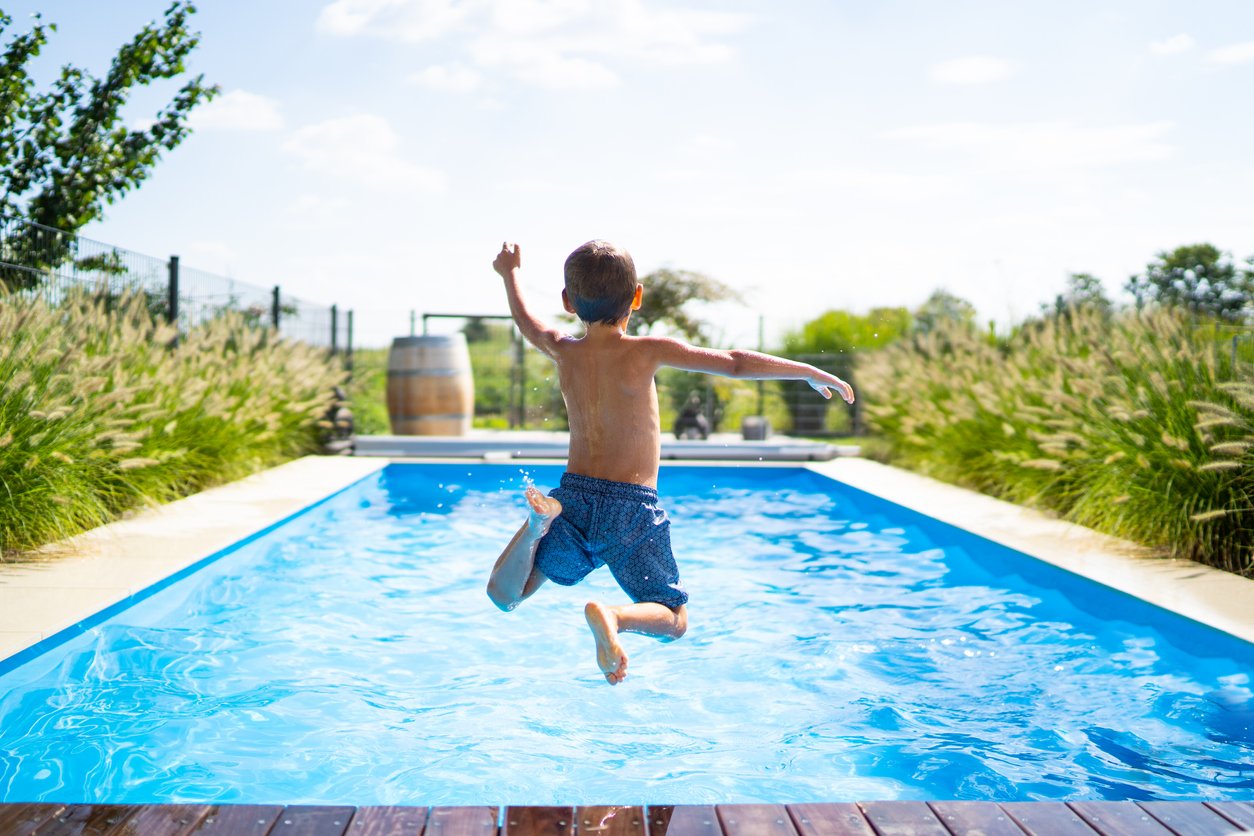 replacement vinyl liners for your swimming pool