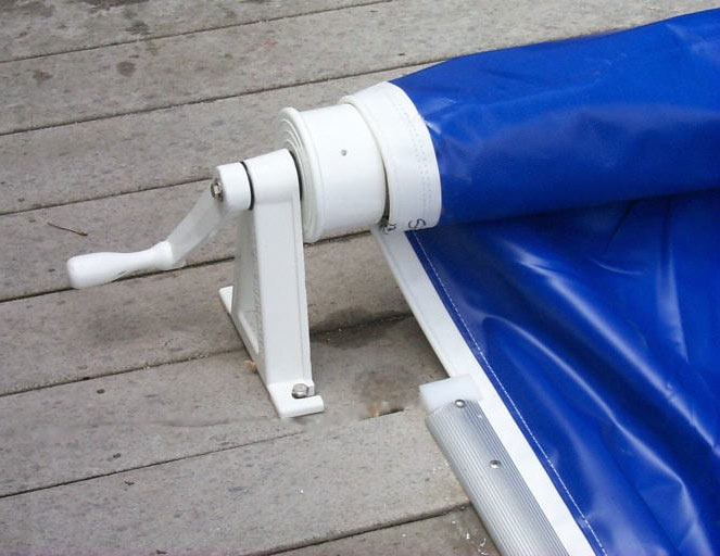 installing an automatic pool cover