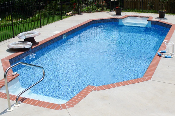 royal-swimming-pools-grecian-pool-shape-with-step