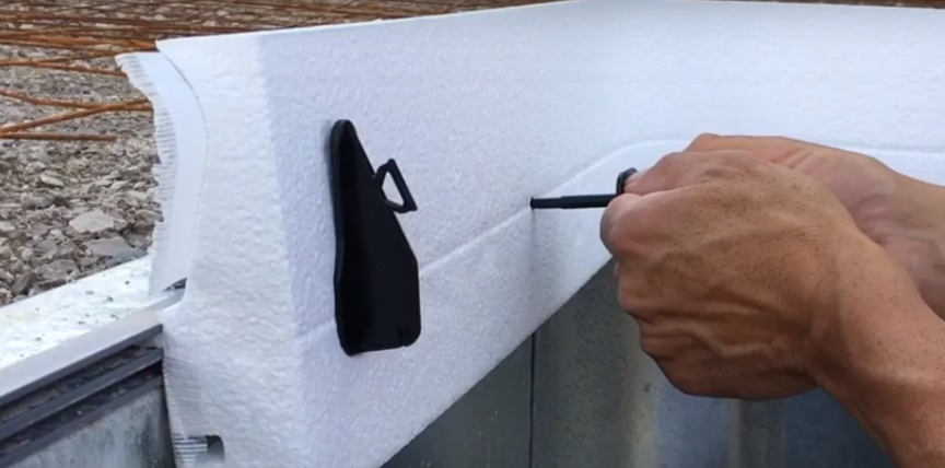 Modern molding USA distributor foam forms clips
